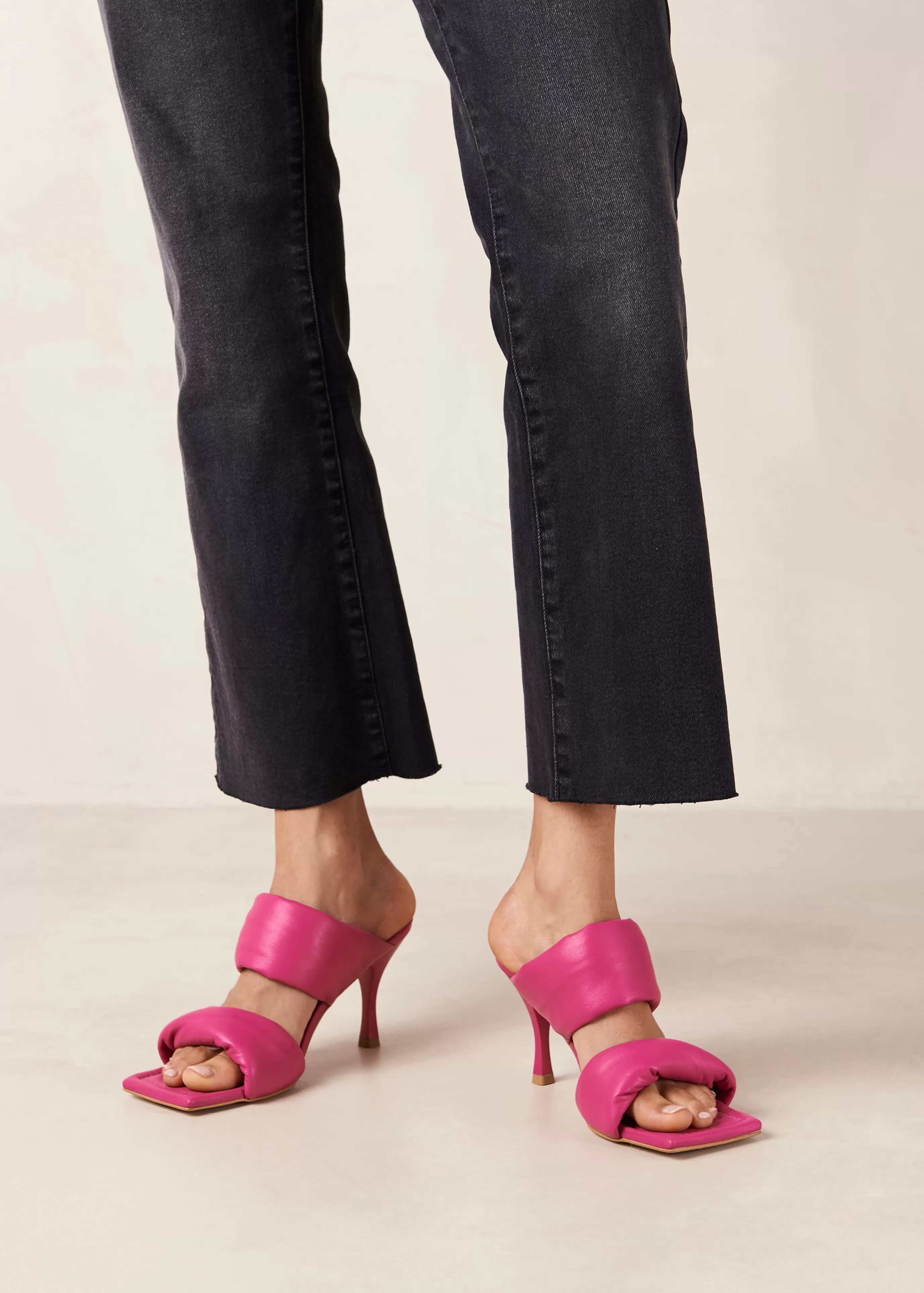 Outlet Twist Strap - Mules Con Doble Tira Rosa Intenso SANDALIAS | TACONES