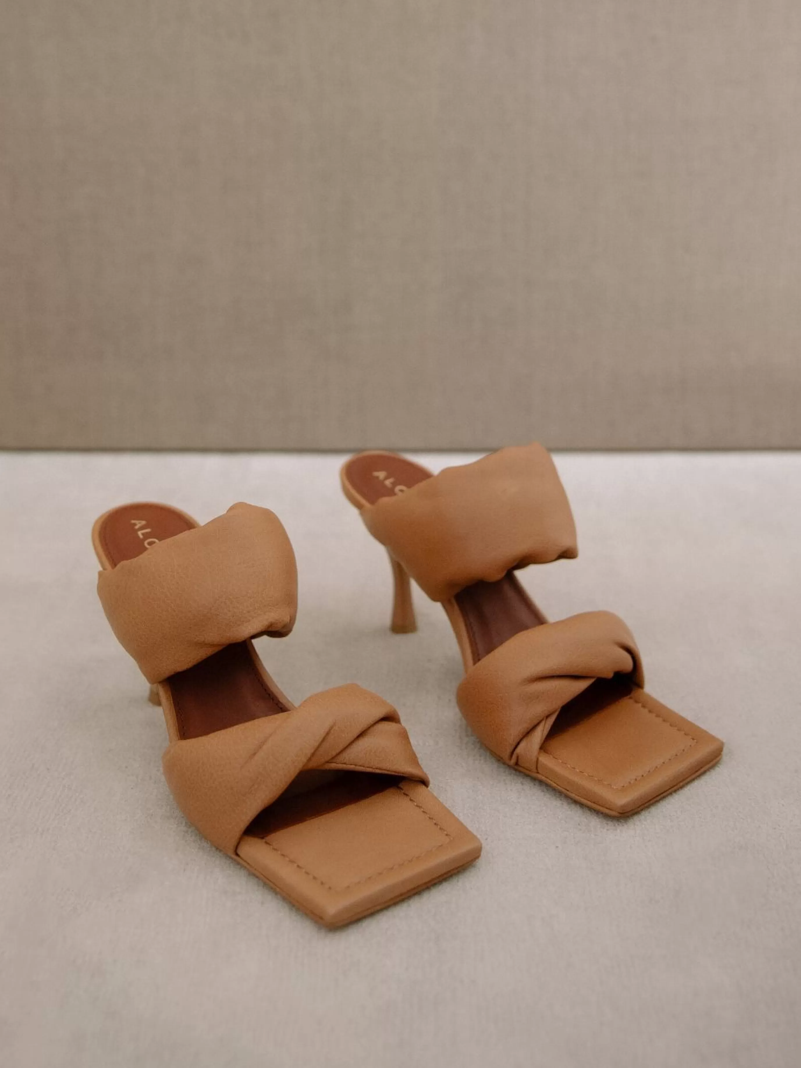 Discount Twist Strap - Mules Marrones De Piel TACONES